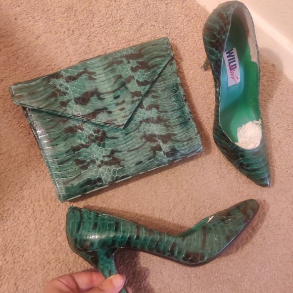1980s vintage green snakeskin high heel stiletto pumps with matching clutch purs - Picture 5 of 7